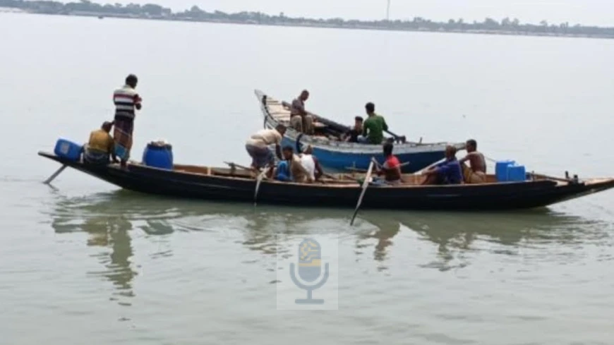 সুন্দরবনে নৌকাডুবিতে ৪ মৌয়াল নিখোঁজ ; উদ্ধার ৪