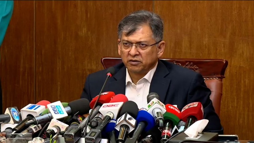 শিক্ষার্থীদের আন্দোলনে ‘ঘোলা পানিতে মাছ শিকার’ করছে কিছু মহল: স্বরাষ্ট্রমন্ত্রী