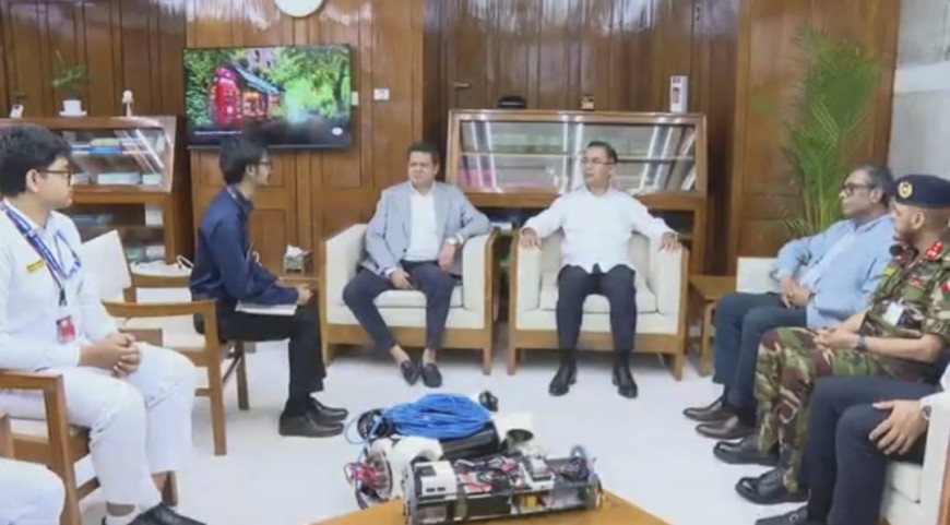 RoboSub-এ অংশগ্রহণকারী প্রতিনিধি শিক্ষার্থীদের সঙ্গে প্রধানমন্ত্রীর মতবিনিময়